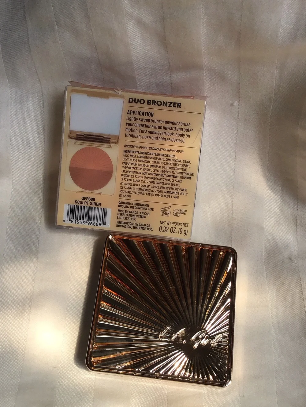LA Girl Bronzer Compact NIB